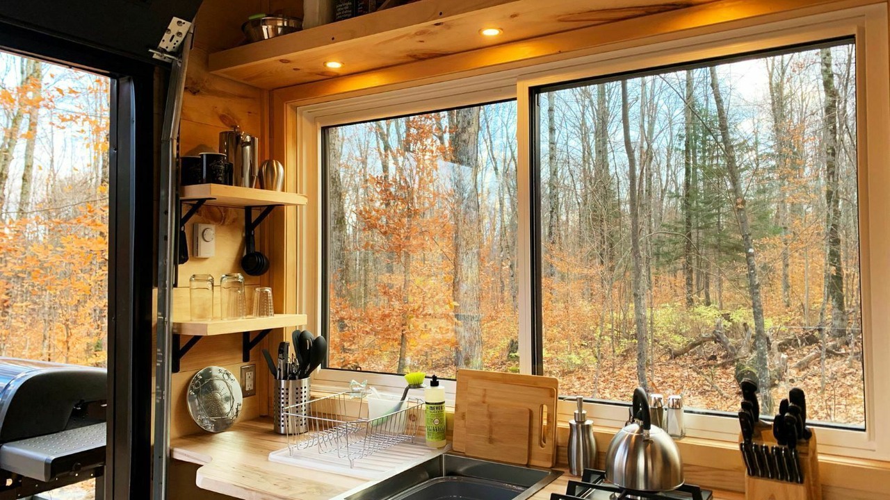 Photo of Kitchen in Dysart et al