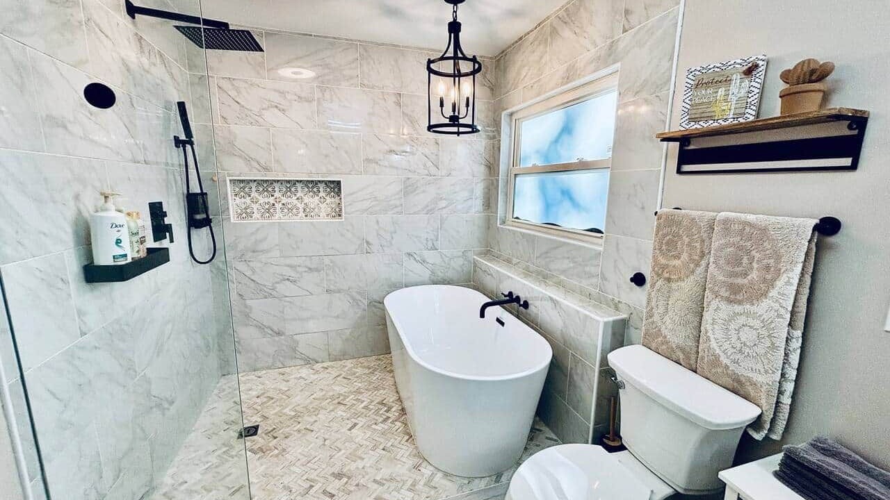 Photo of Bathroom in Pawhuska