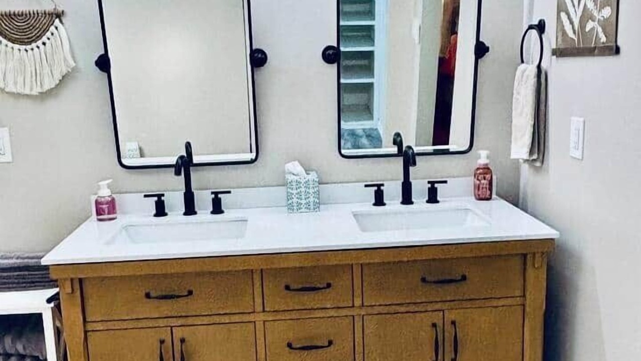 Photo of Bathroom in Pawhuska