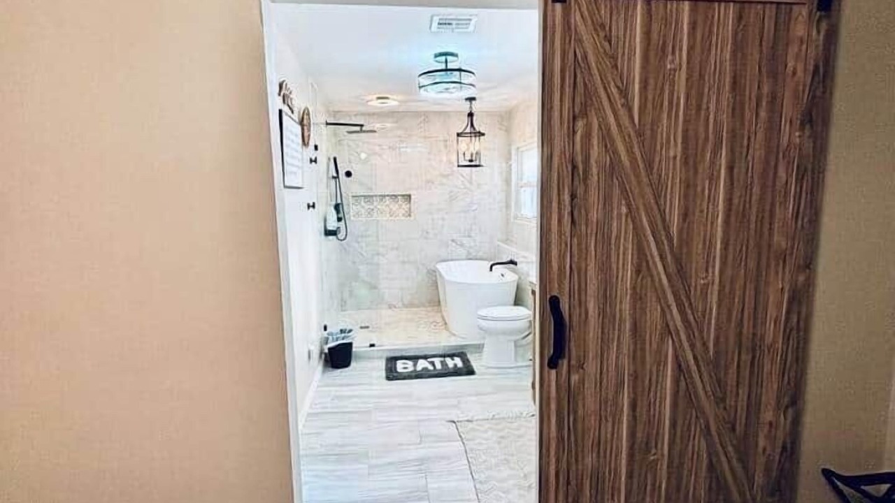 Photo of Bathroom in Pawhuska