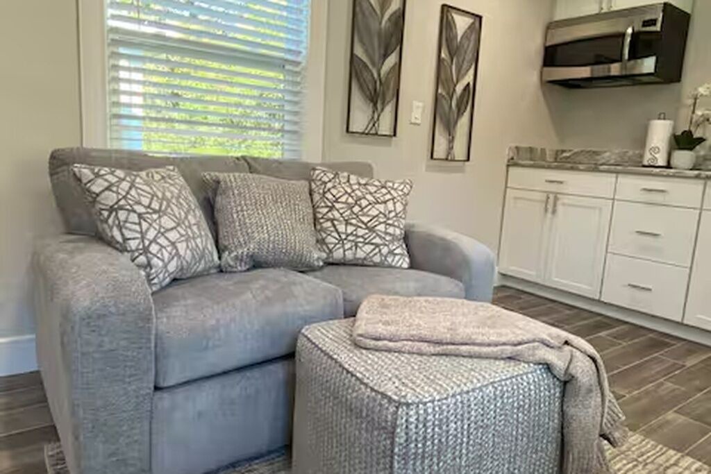 Photo of Livingroom in Plantation Estates