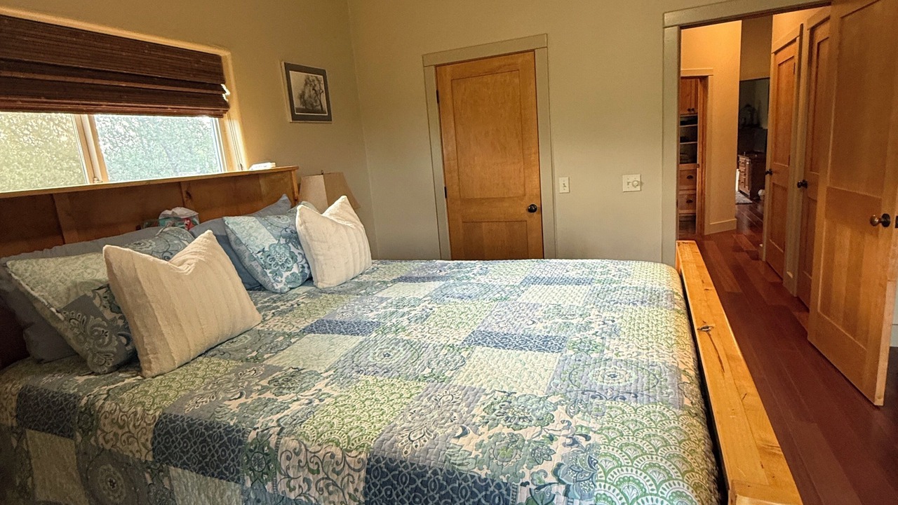 Photo of Bedroom in Johnson City