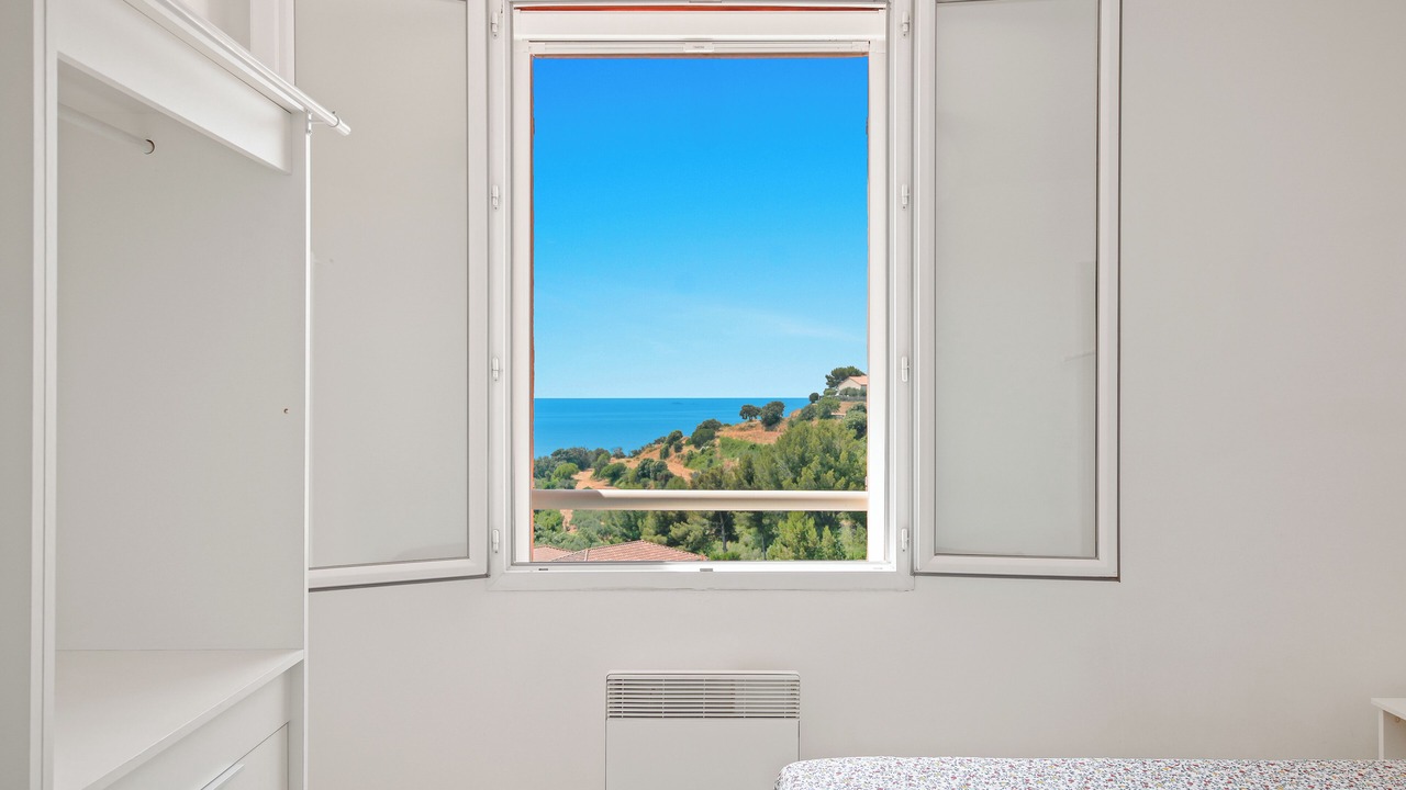 Photo of Bedroom in Carqueiranne
