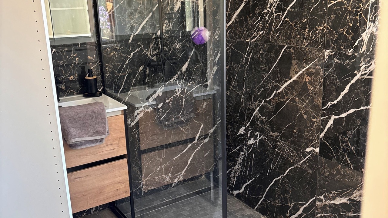 Photo of Bathroom in Lunel