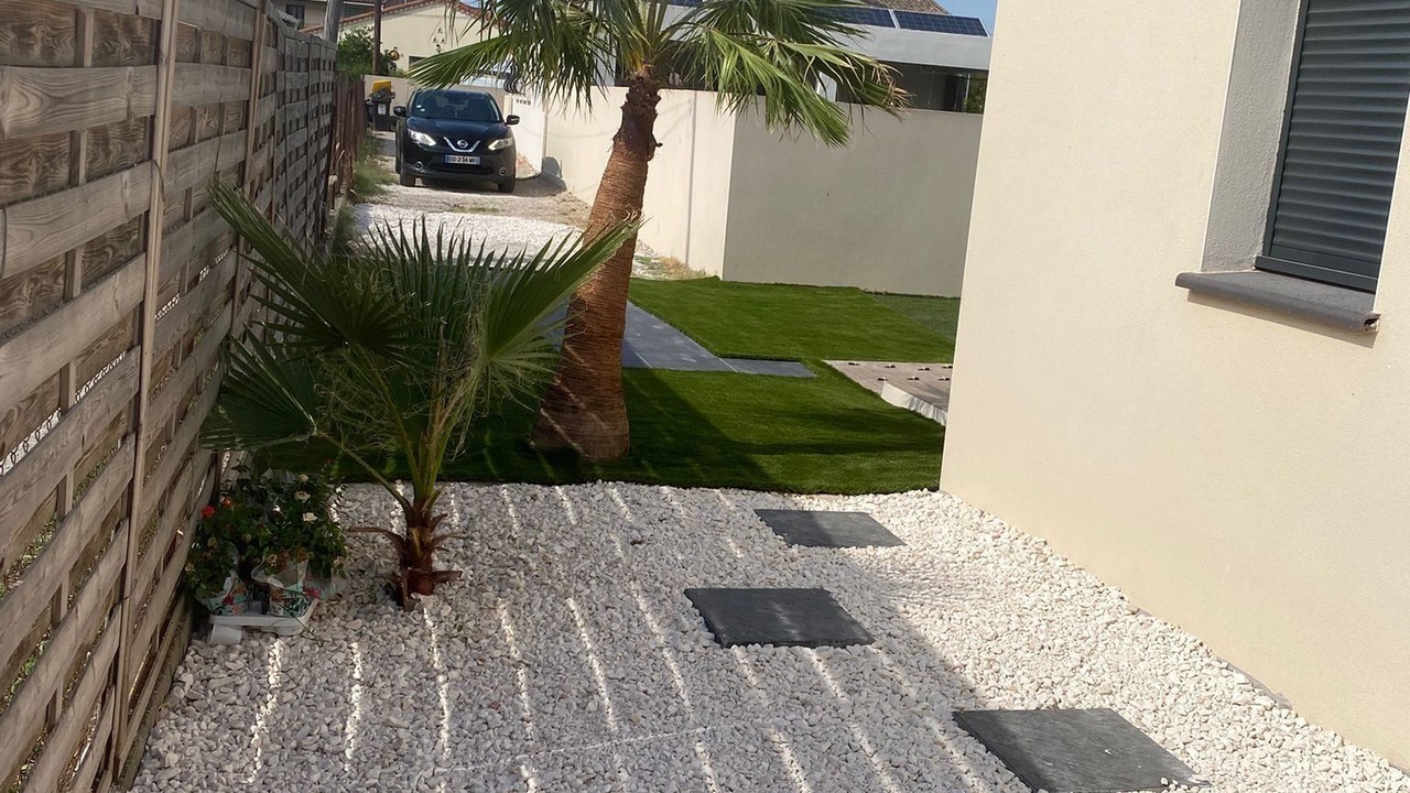 Photo of Outdoor in Lunel