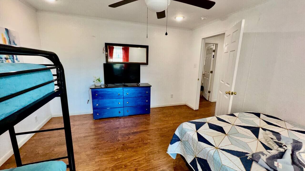 Photo of Bedroom in Hot Springs