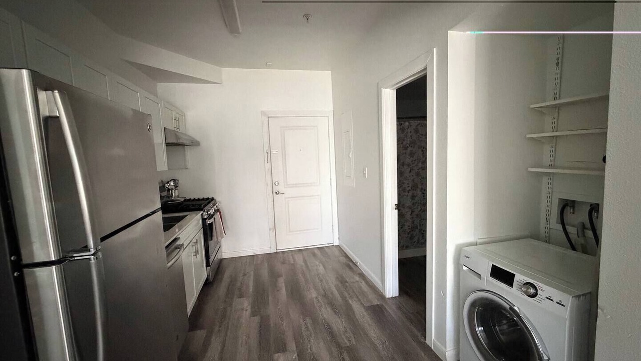 Photo of Kitchen in West Campus