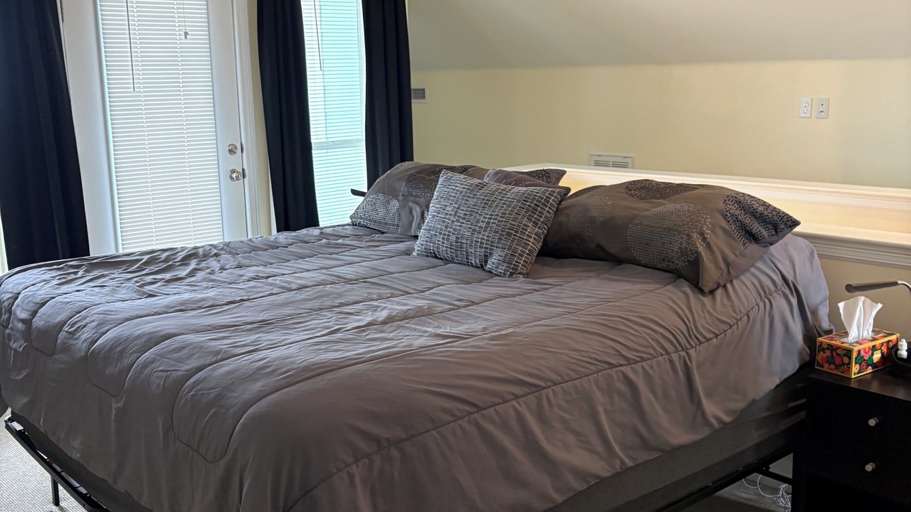 Photo of Bedroom in Pointe San Luis