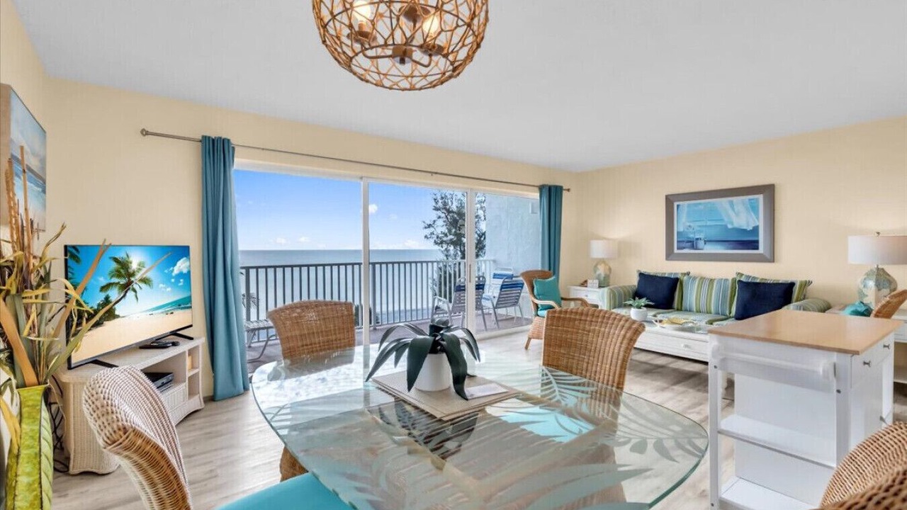 Photo of Livingroom in Longboat Key