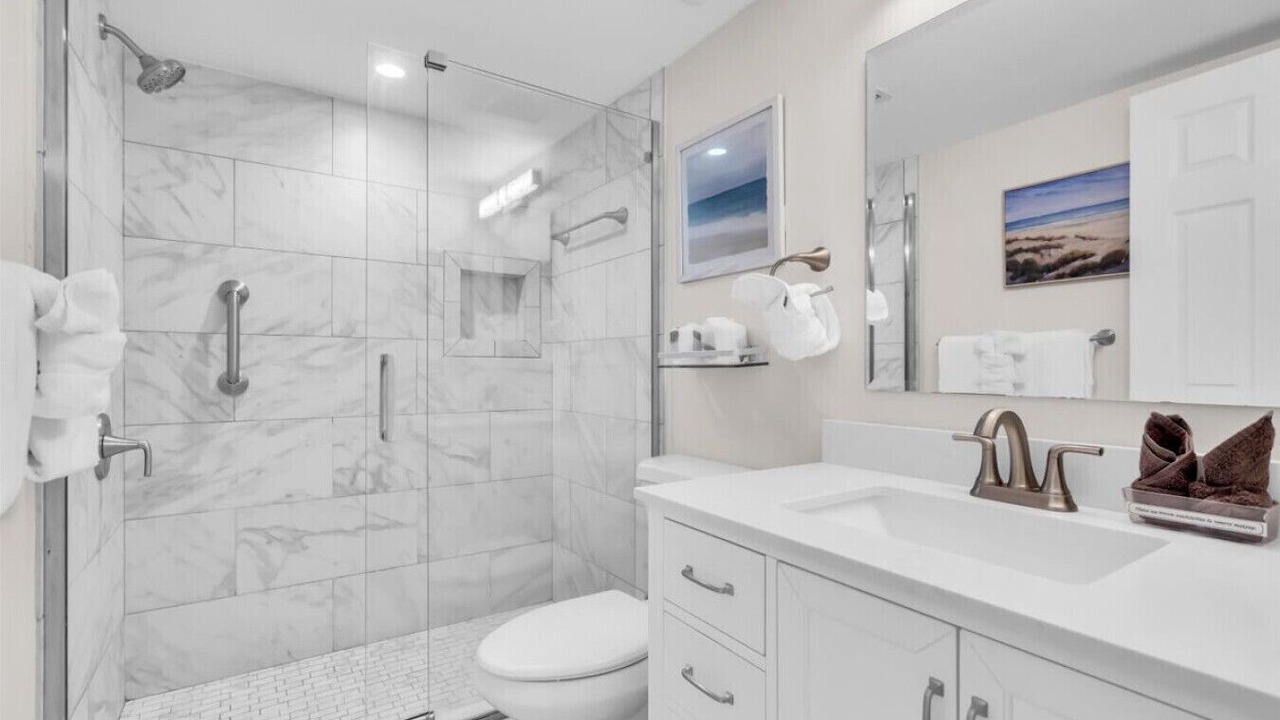 Photo of Bathroom in Longboat Key