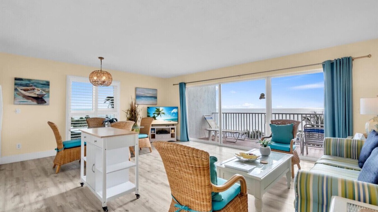 Photo of Livingroom in Longboat Key