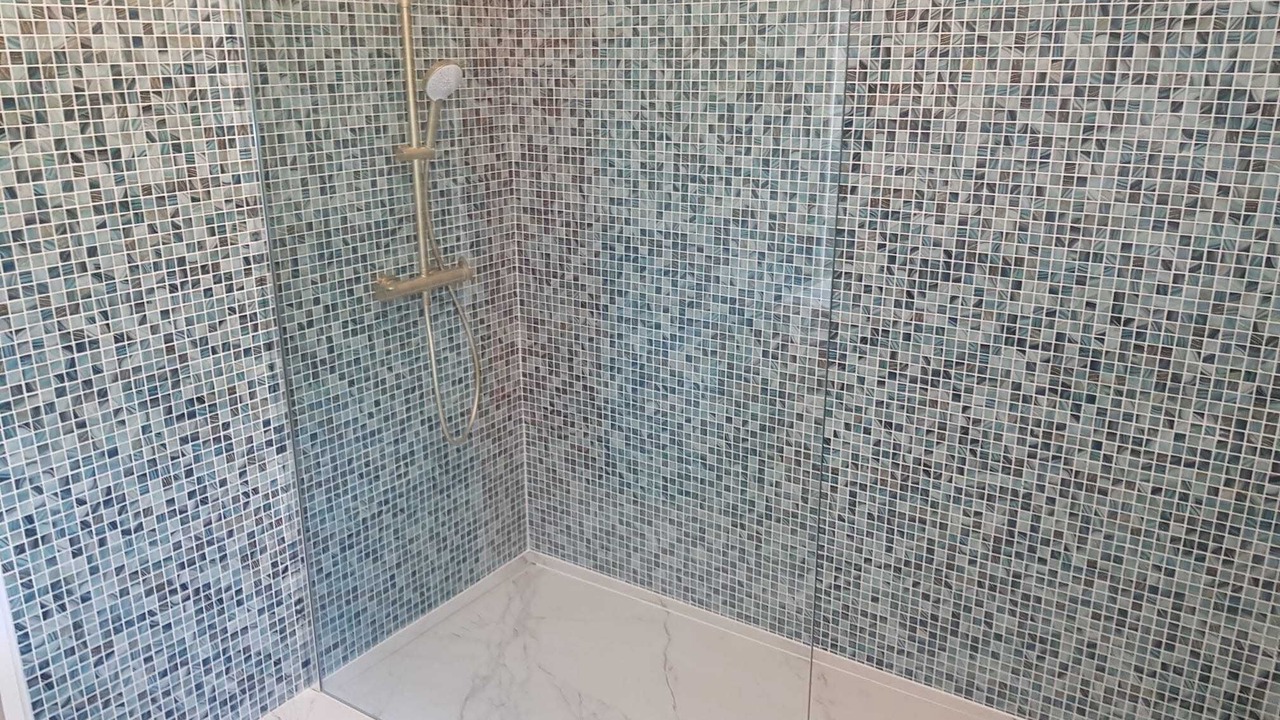 Photo of Bathroom in Rochefort-du-Gard