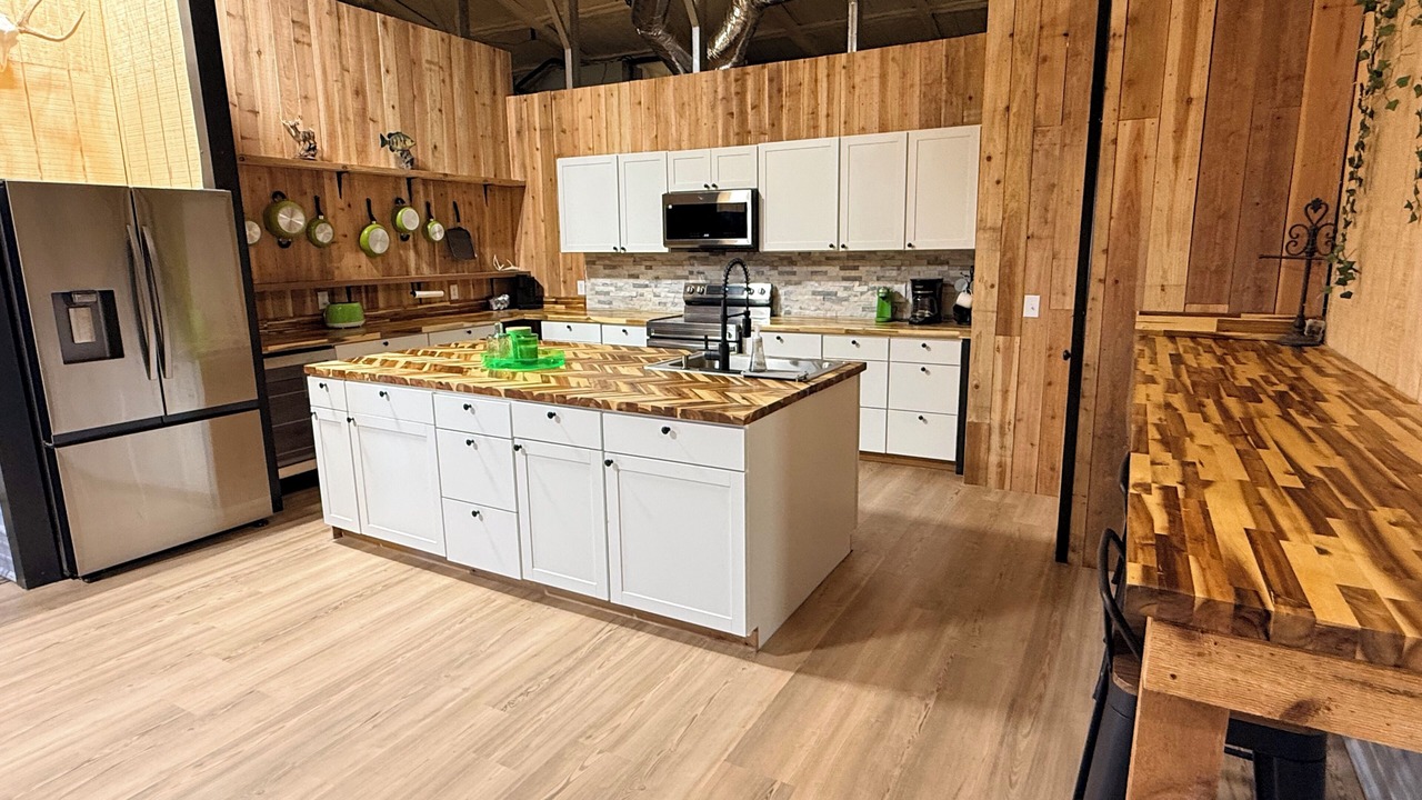 Photo of Kitchen in Lelia Lake