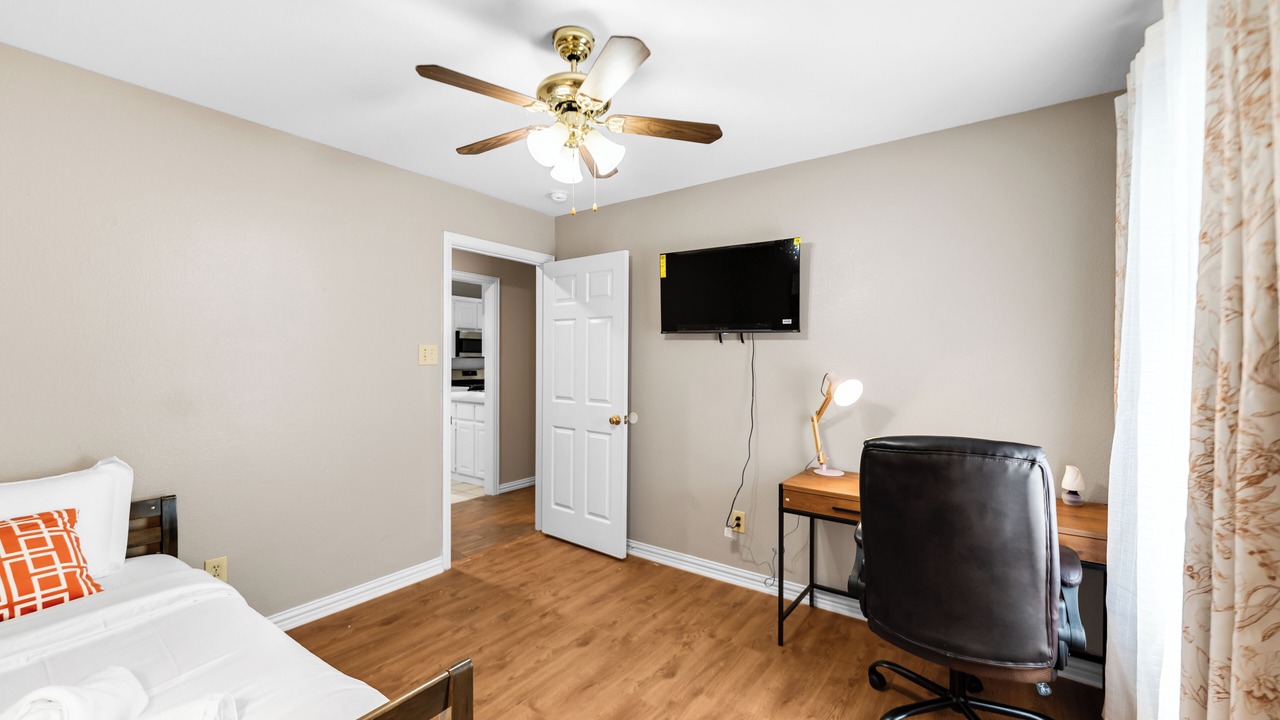 Photo of Bedroom in Forney