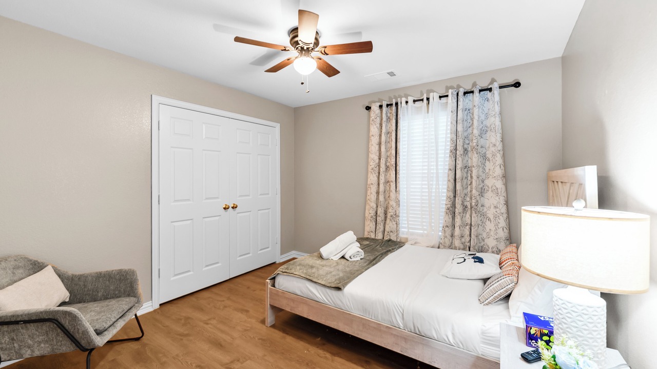 Photo of Bedroom in Forney