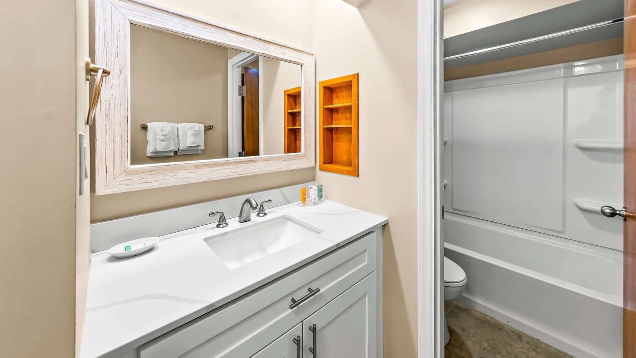 Photo of Bathroom in Fairfield Harbour