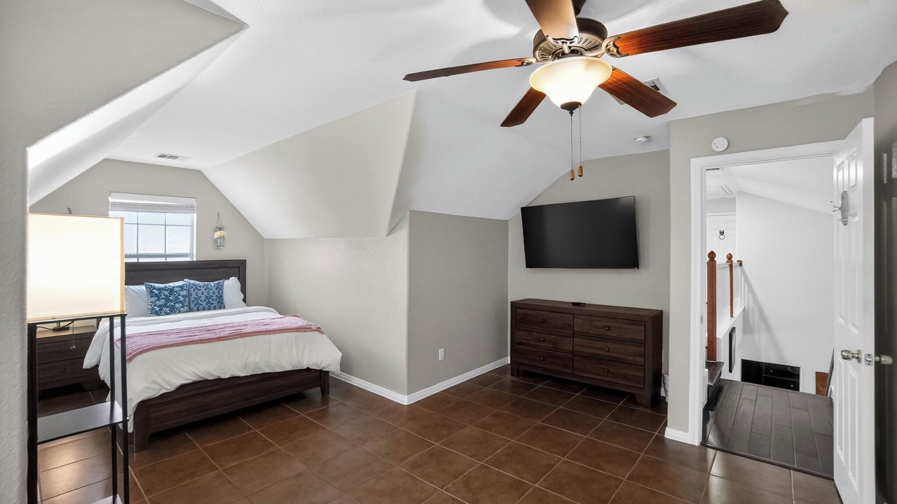 Photo of Bedroom in Kyle