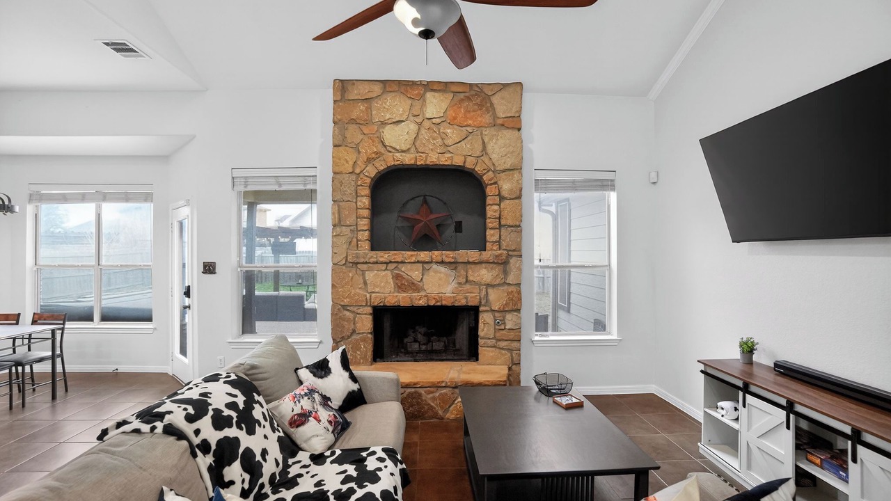 Photo of Livingroom in Kyle