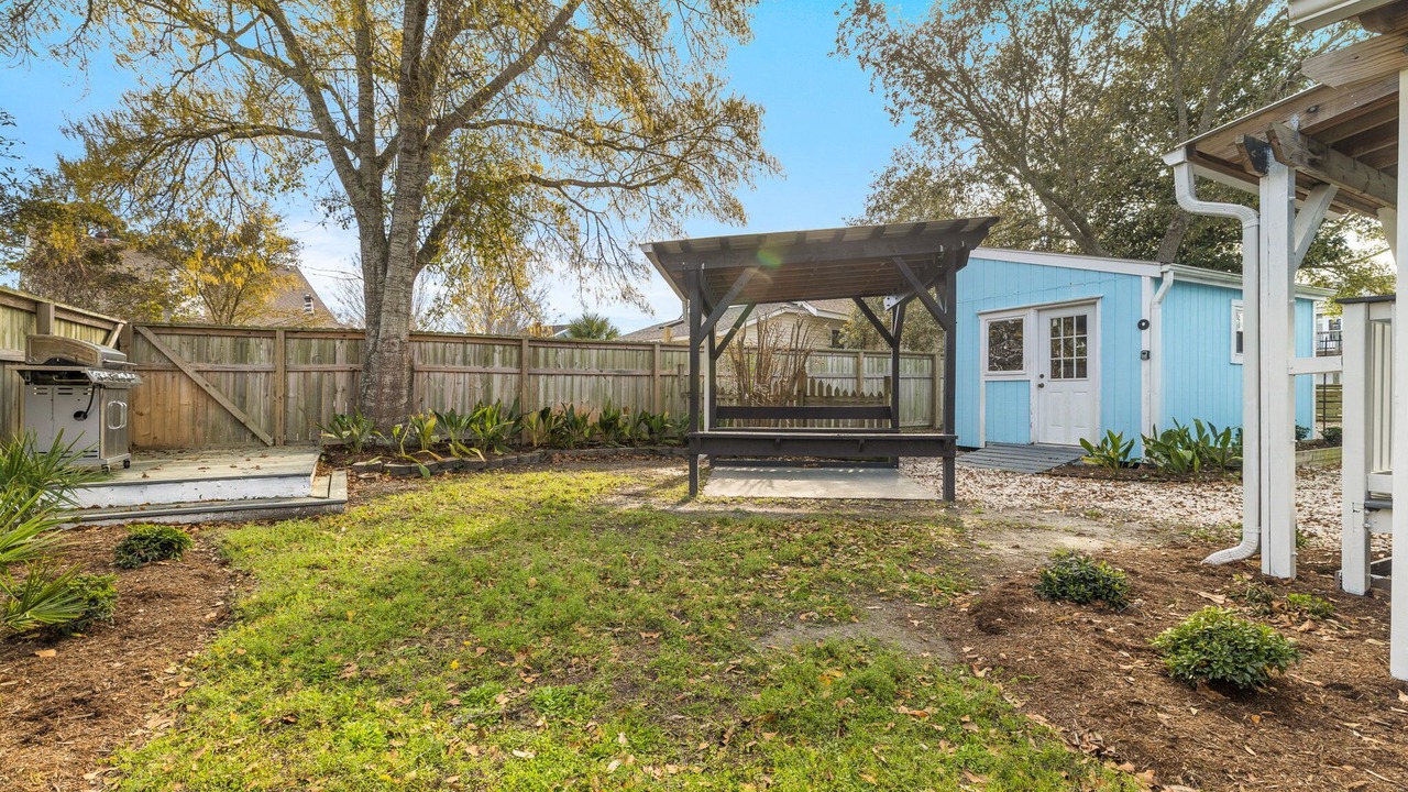 Photo of Patio Balcony in Wilmington Beach