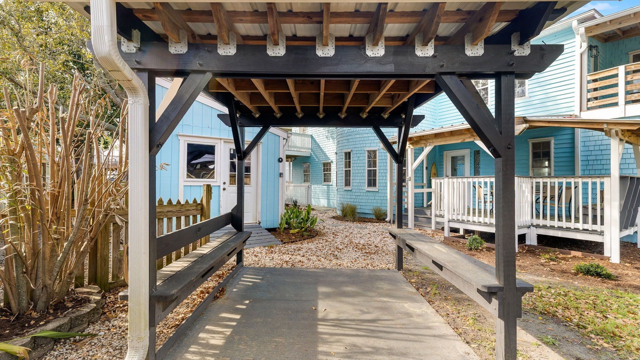 Photo of Patio Balcony in Wilmington Beach