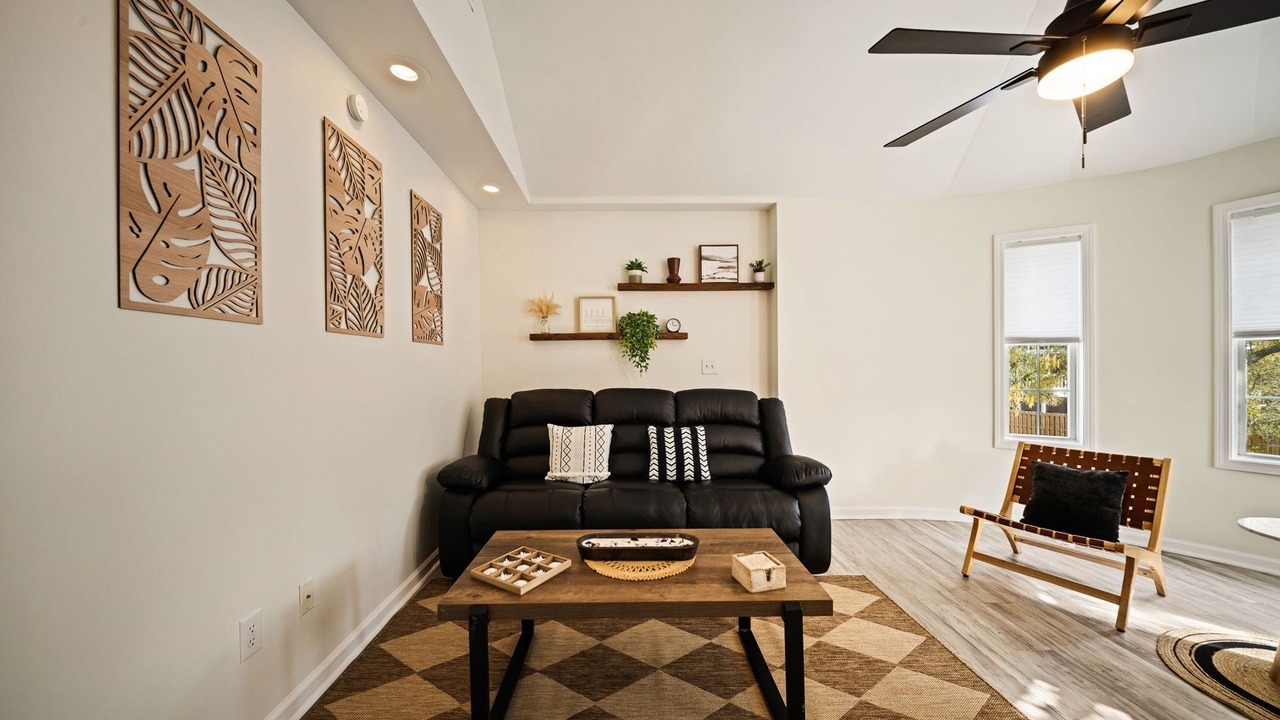 Photo of Livingroom in Wilmington Beach