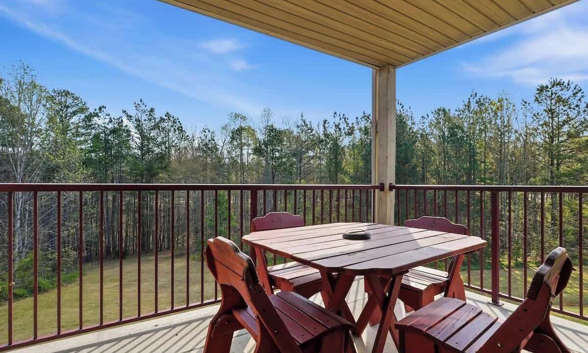 Photo of Outdoor in Clarkesville