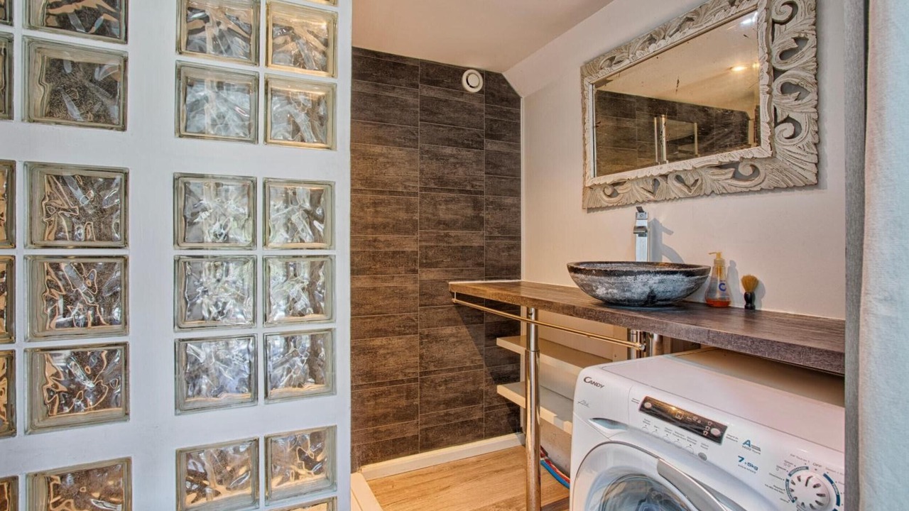 Photo of Bathroom in Sommervieu