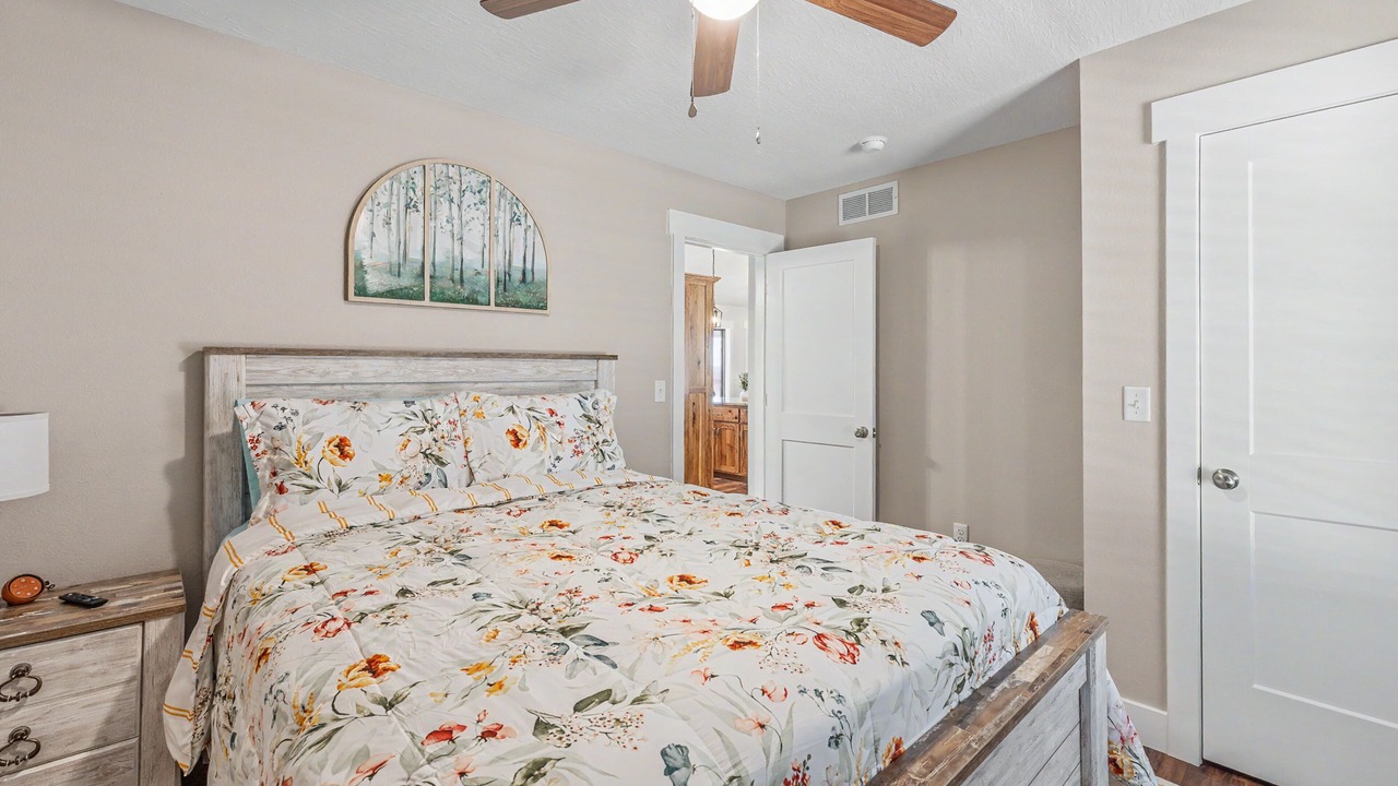Photo of Bedroom in Jerome