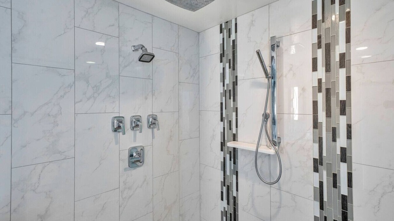 Photo of Bathroom in South Eola