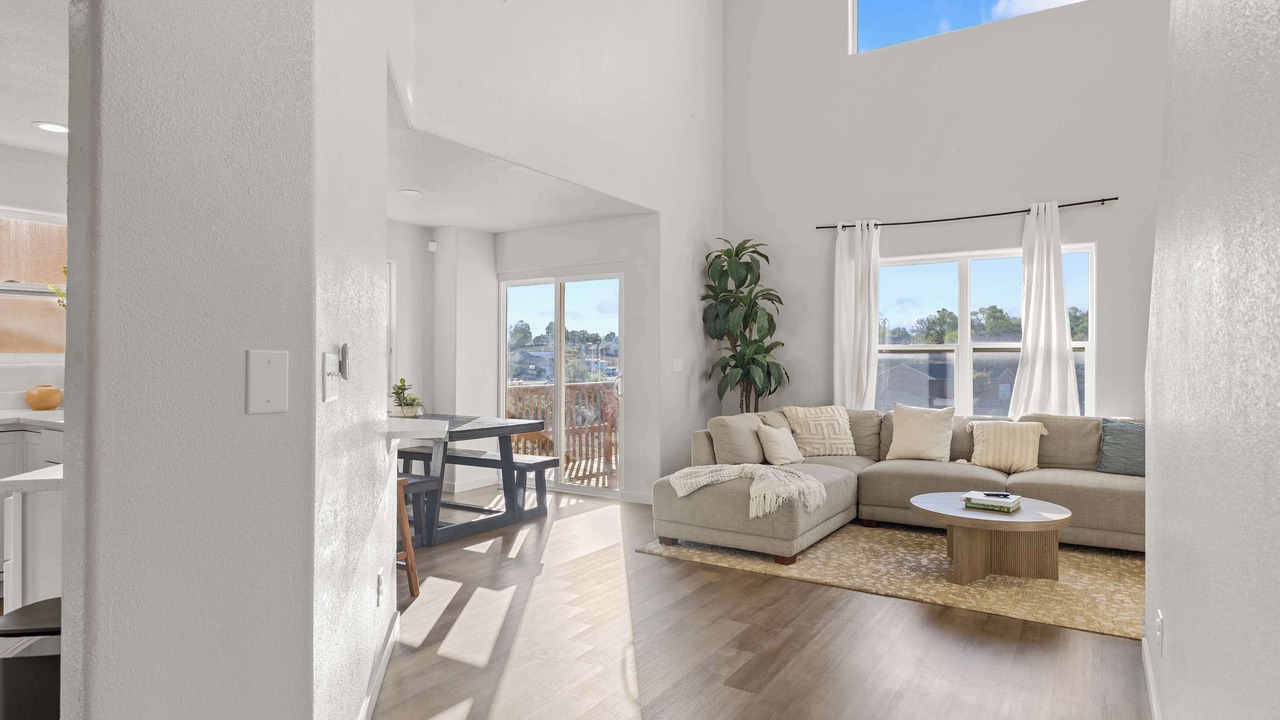 Photo of Livingroom in Pueblo West