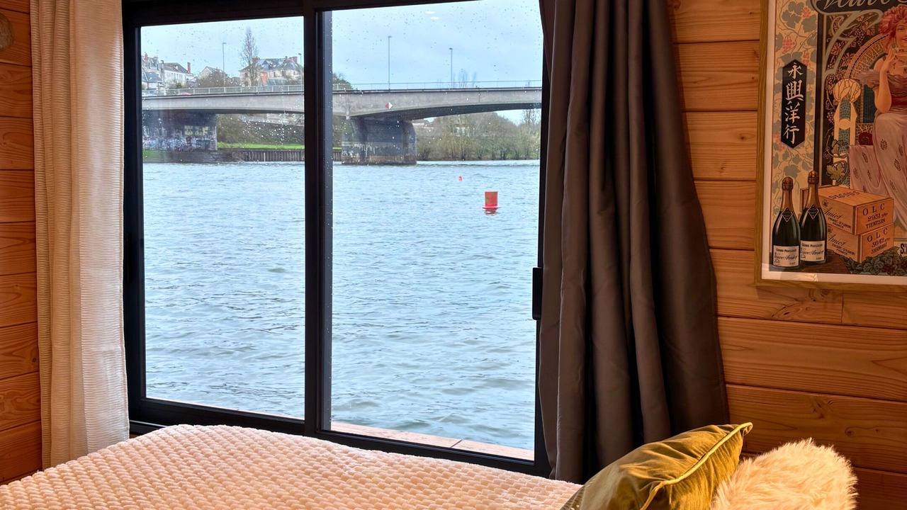 Photo of Bedroom in Downtown Angers
