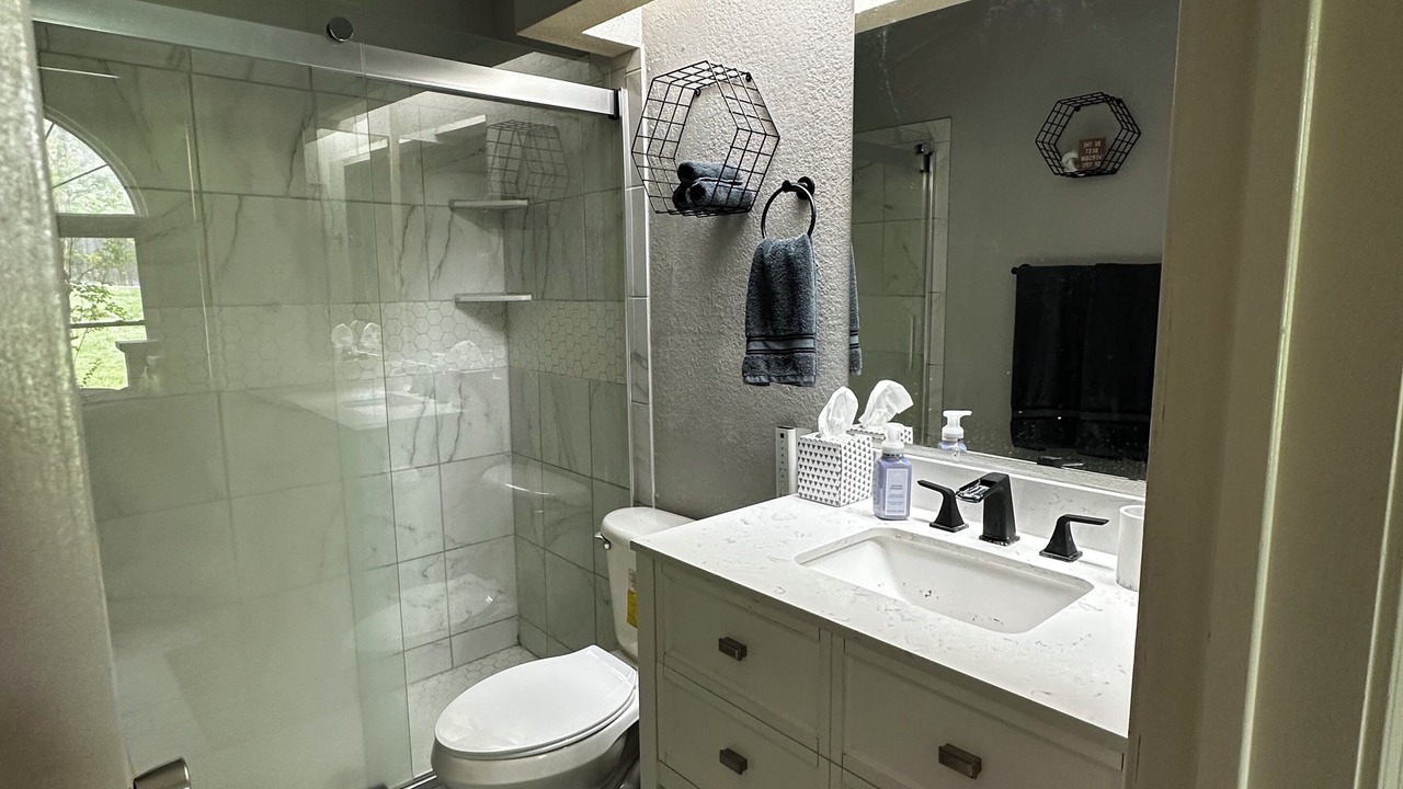 Photo of Bathroom in Cibolo