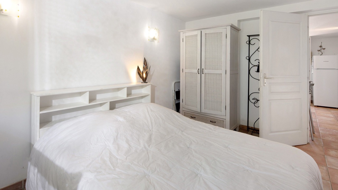 Photo of Bedroom in Saint-Laurent-le-Minier