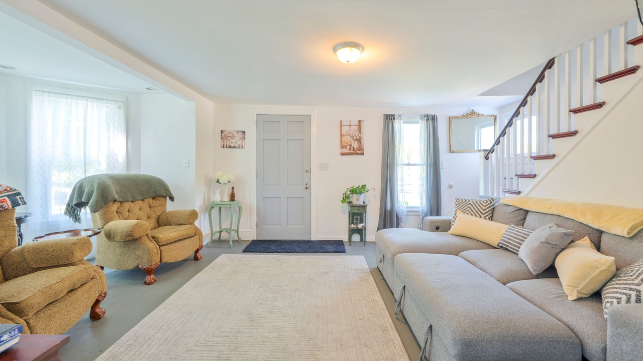 Photo of Livingroom in Green Creek