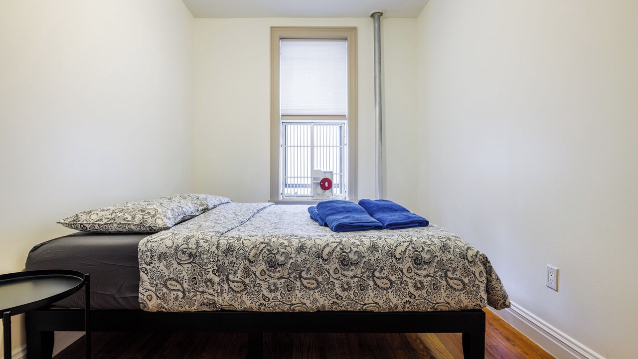 Photo of Bedroom in Manhattan Valley