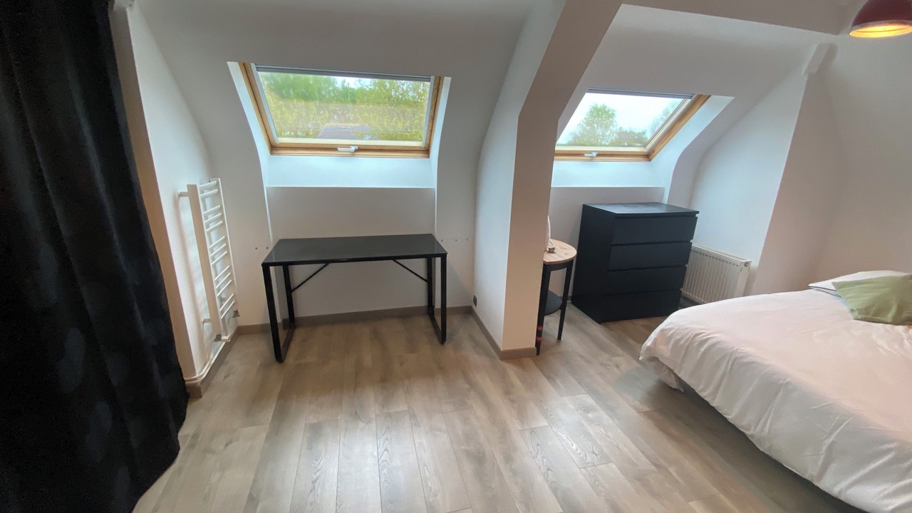 Photo of Bedroom in Crepon
