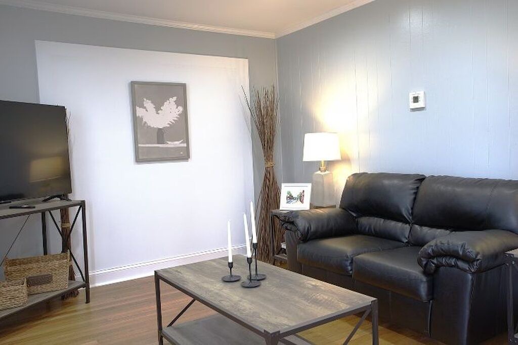 Photo of Livingroom in Fredericksburg