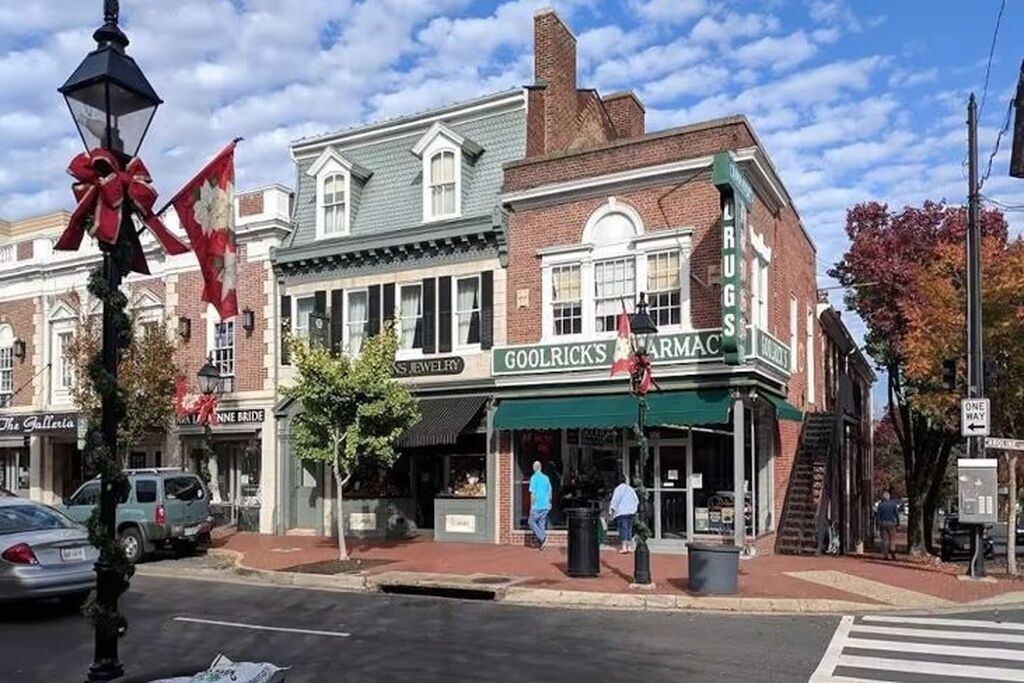 Photo of Others in Fredericksburg