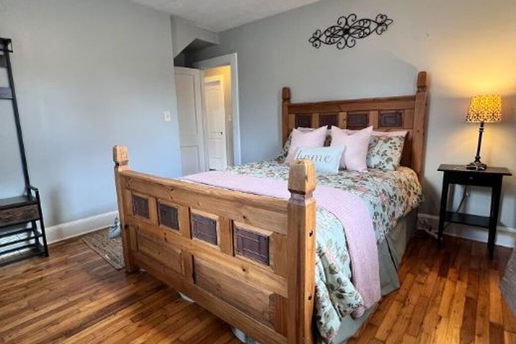 Photo of Bedroom in Fredericksburg