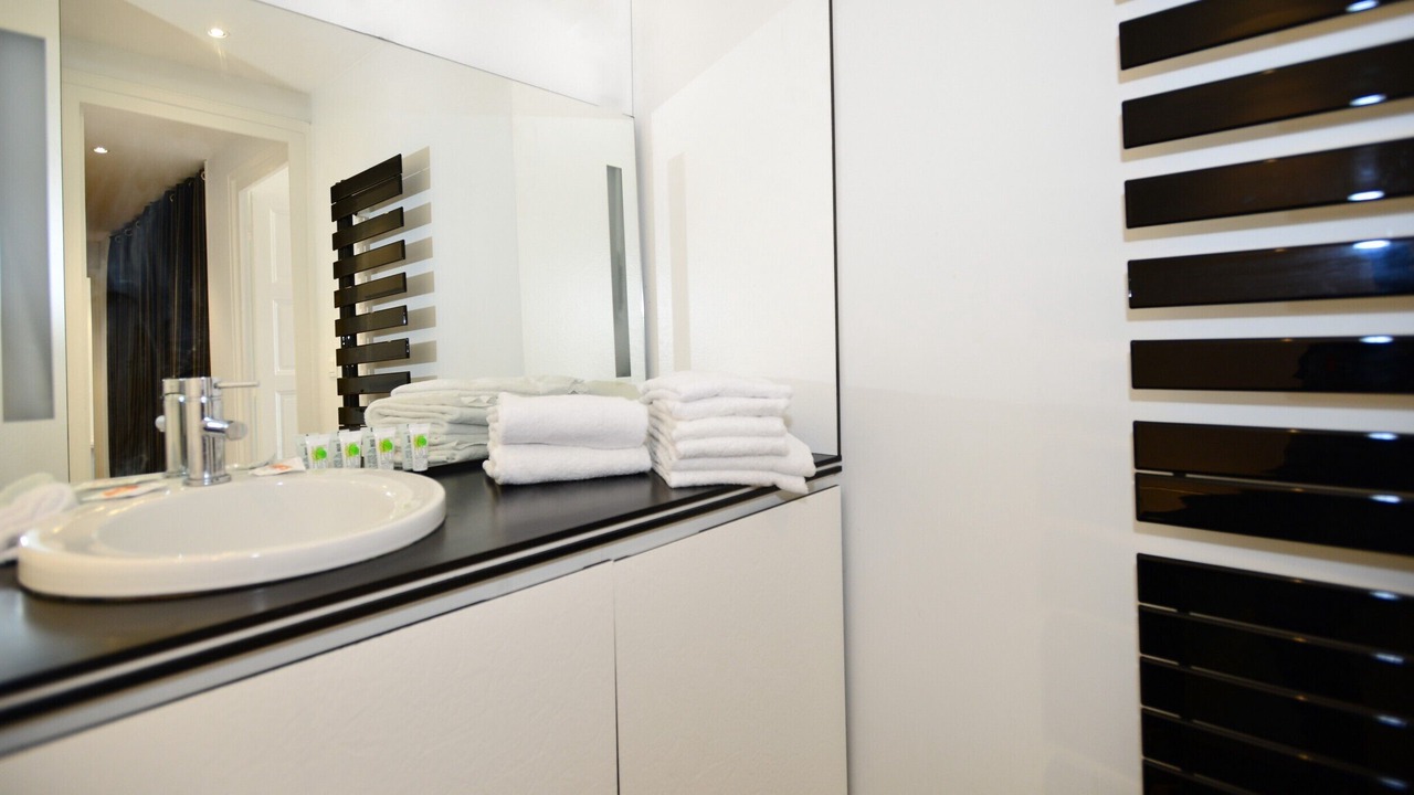 Photo of Bathroom in Les Cordeliers