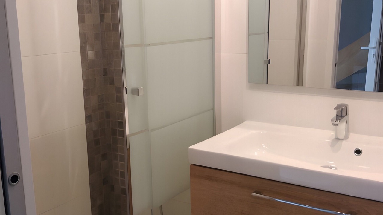 Photo of Bathroom in Civray-de-Touraine