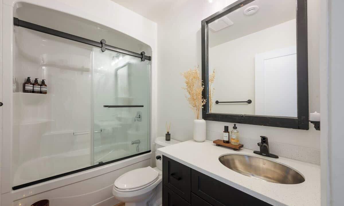 Photo of Bathroom in Renfrew