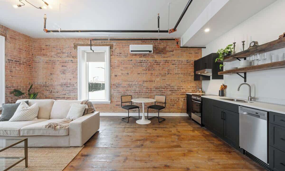 Photo of Livingroom in Renfrew