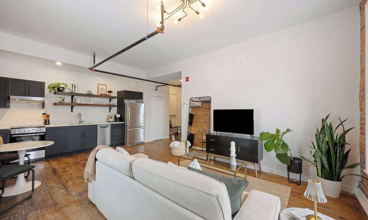 Photo of Livingroom in Renfrew