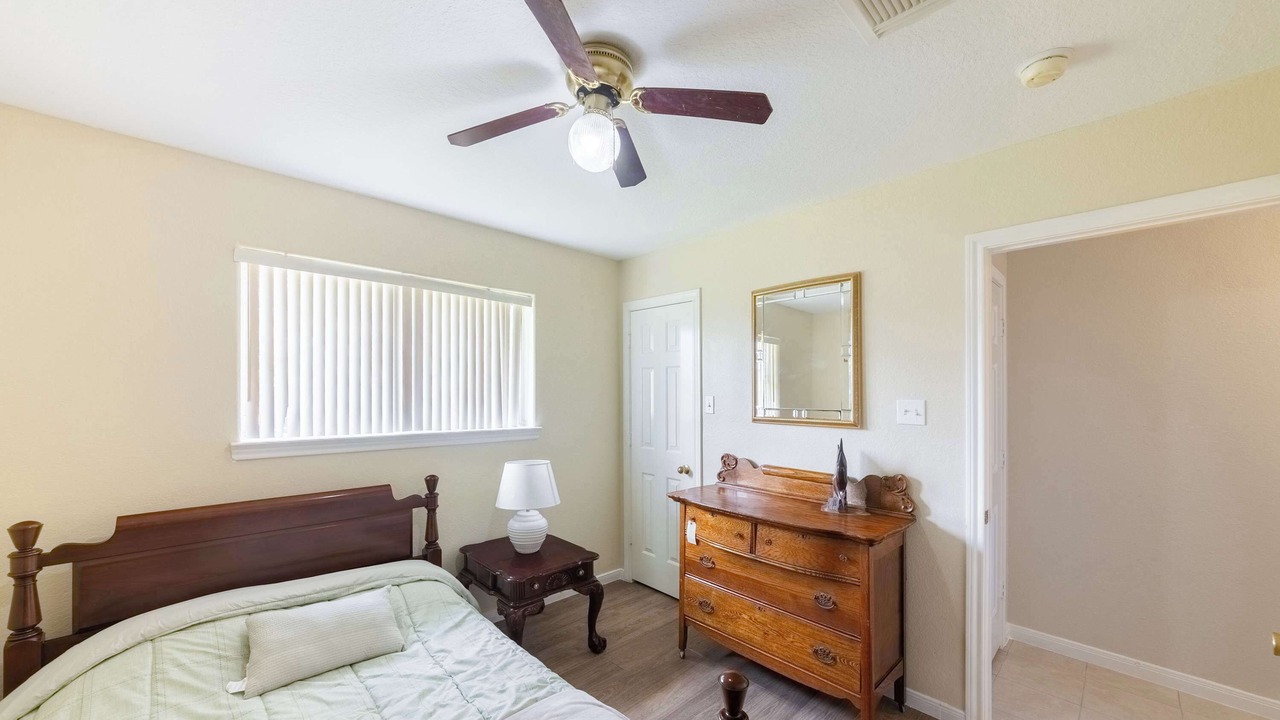 Photo of Bedroom in Texas City