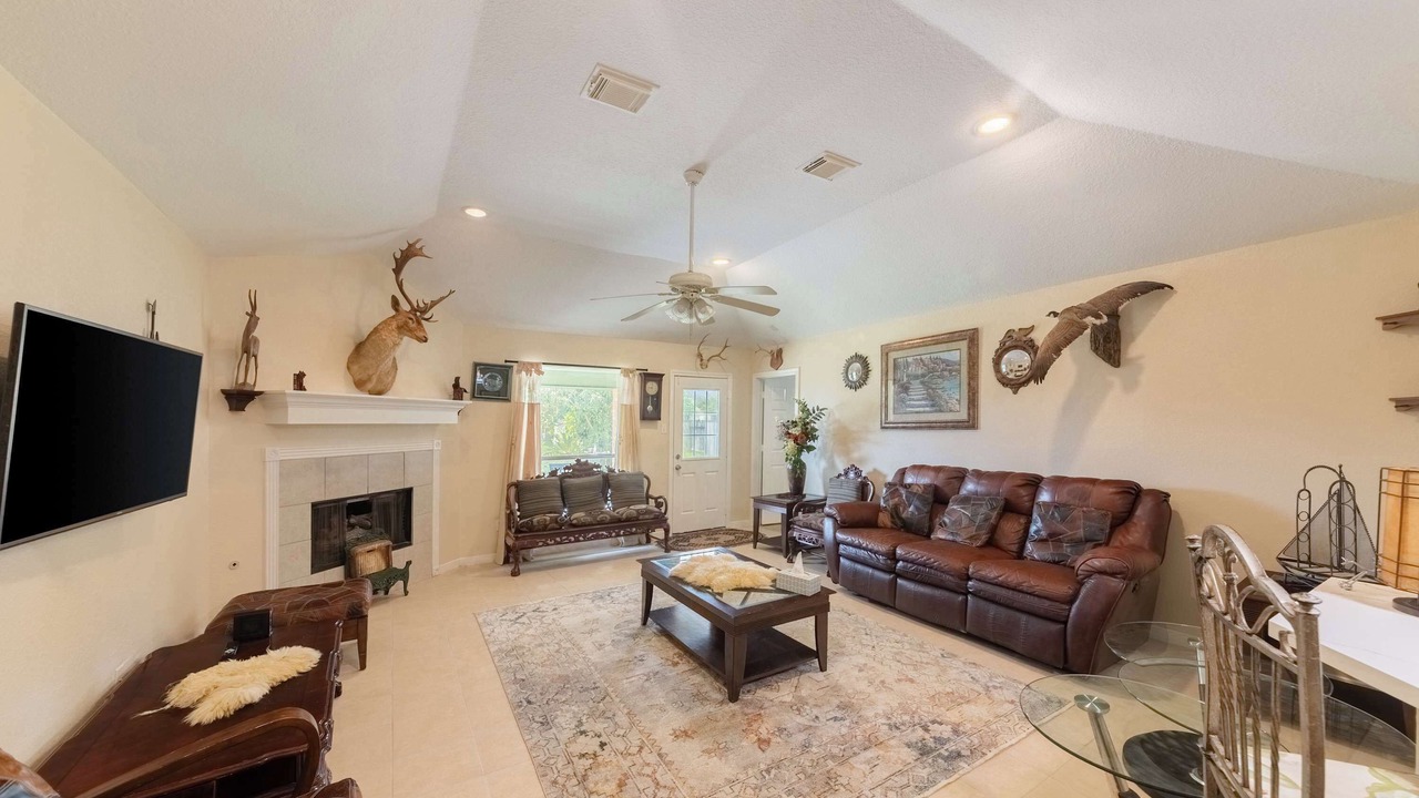 Photo of Livingroom in Texas City
