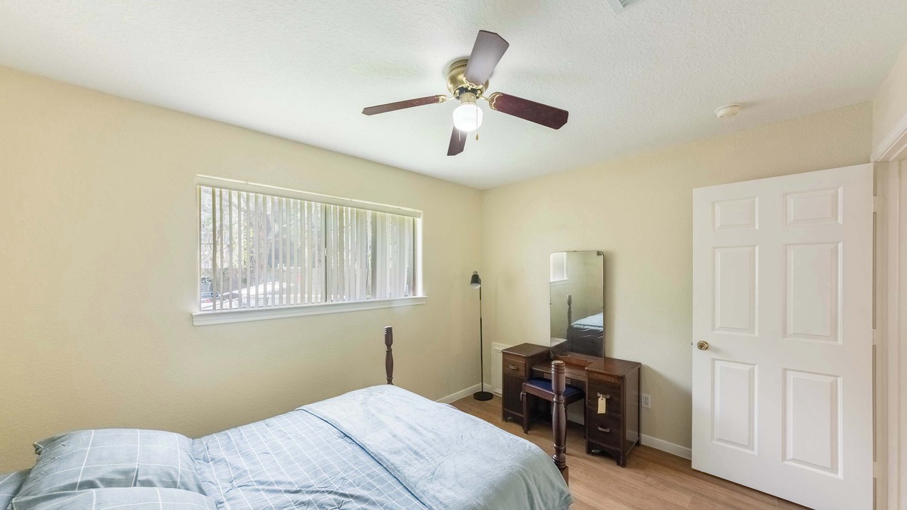 Photo of Bedroom in Texas City