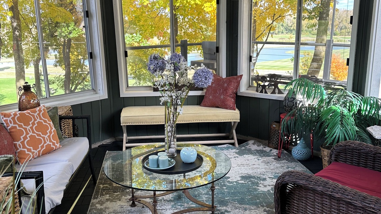 Photo of Livingroom in Eden Prairie