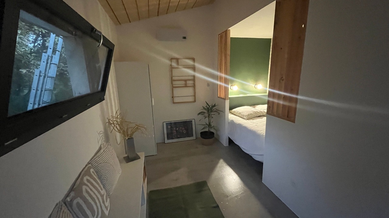 Photo of Bedroom in Le Pian-Medoc