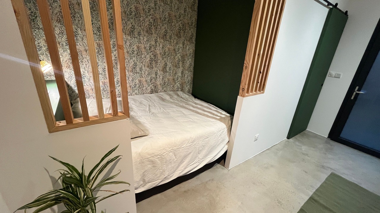 Photo of Bedroom in Le Pian-Medoc